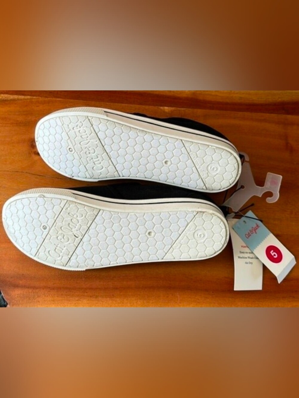 Shoes - Picture 3 of 3